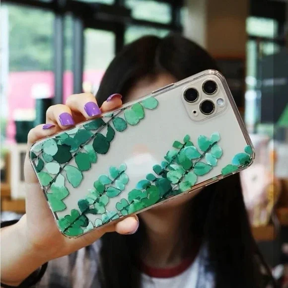 ⚠️Clearance iPhone 14/Pro/Pro Max Leaves Phone Case - Picture 1 of 8